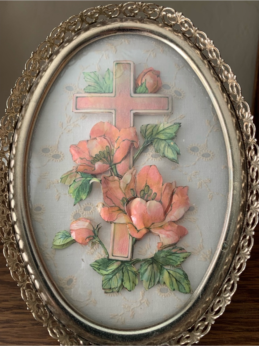 Vintage Oval Floral Cross Wall Plaque in Peach and Green Scissor craft